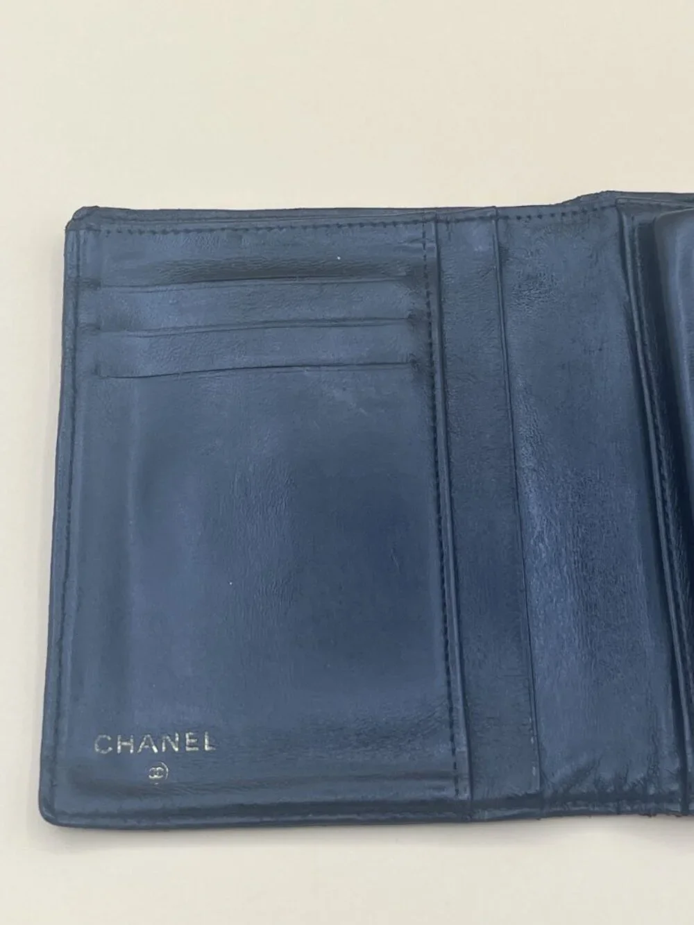 Chanel Black Lambskin CC Logo Compact Wallet Gold Kisslock Frame Snap Tab